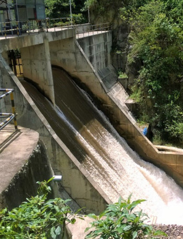 Centrale hydroélectrique sur la rivière Ishasha